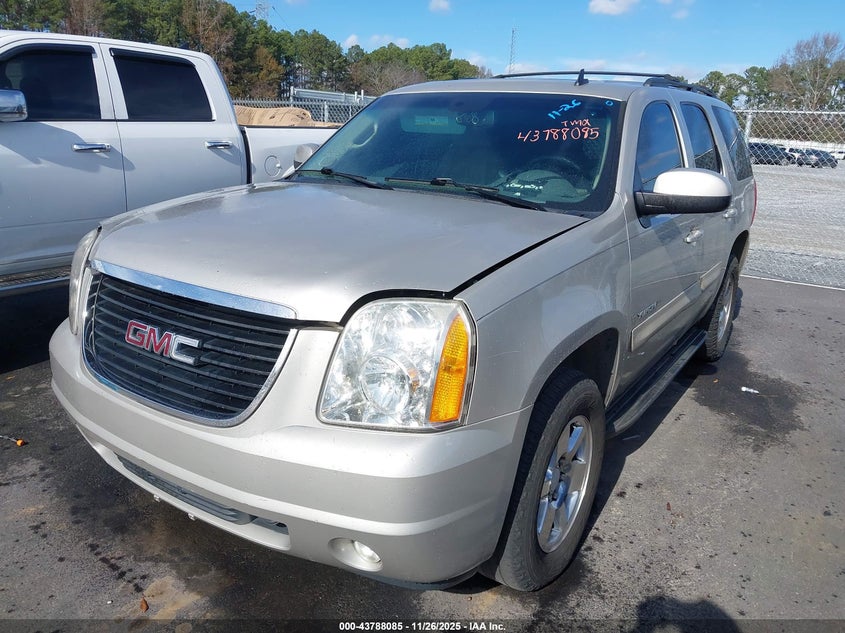 1GKEC33359R181386 2009 GMC YUKON photo no. 2