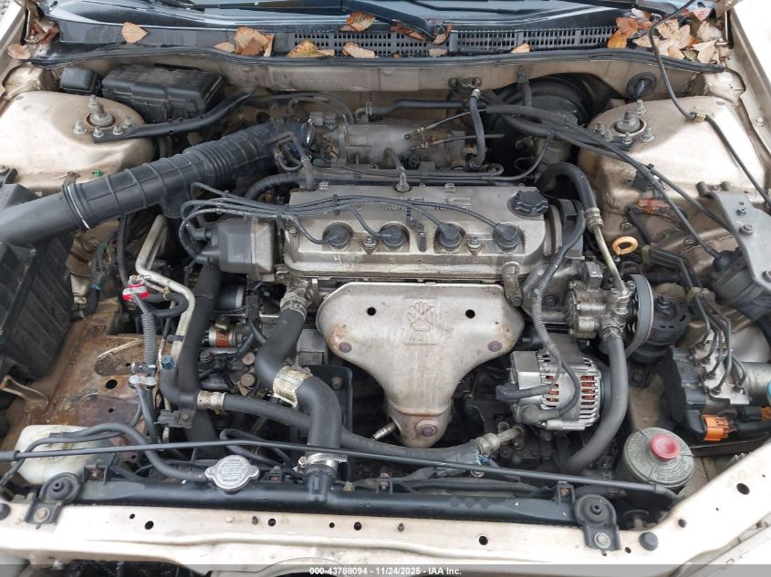 2000 Honda Accord 2.3 Se VIN: JHMCG5675YC038911 Lot: 43788094