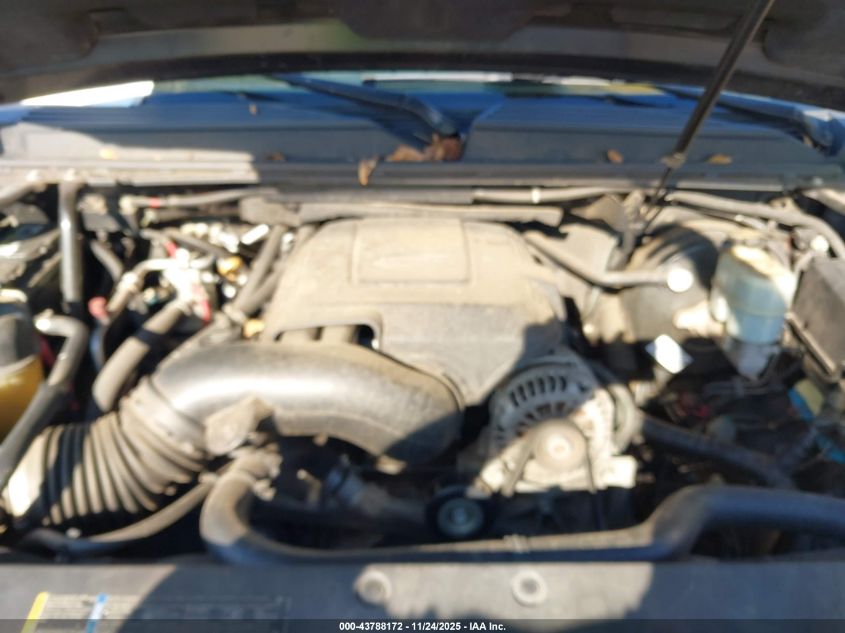 2007 GMC Yukon Denali VIN: 1GKFK63857J288549 Lot: 43788172