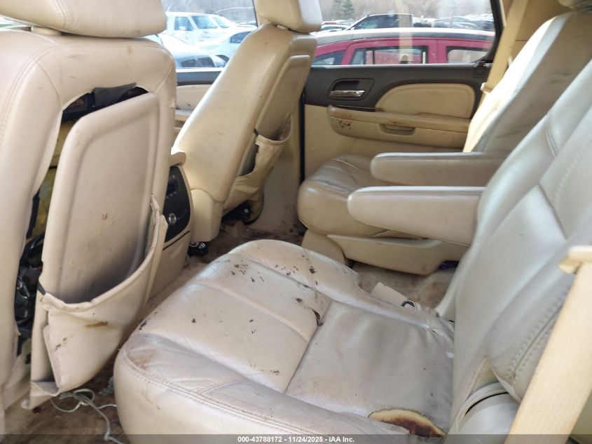 2007 GMC Yukon Denali VIN: 1GKFK63857J288549 Lot: 43788172