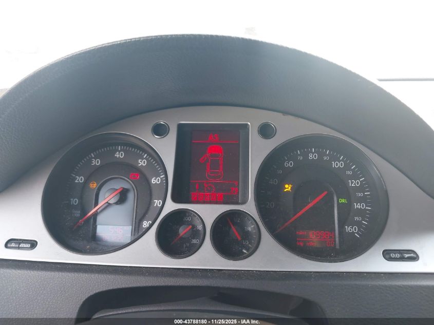 2008 Volkswagen Passat Komfort VIN: WVWLK73C28E213455 Lot: 43788180