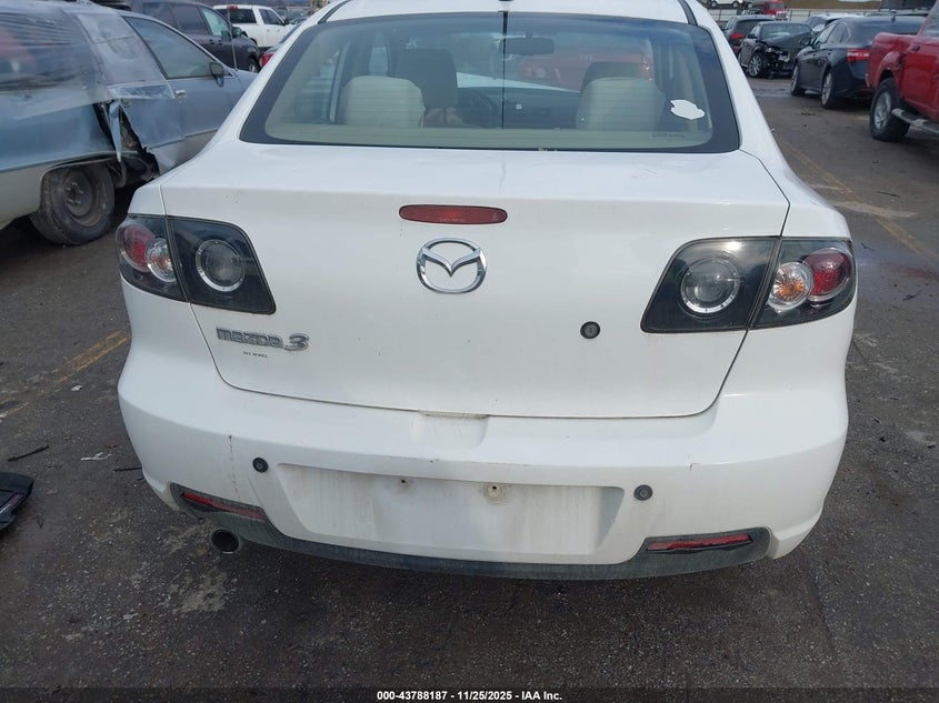 2008 Mazda Mazda3 I VIN: JM1BK32FX81840508 Lot: 43788187