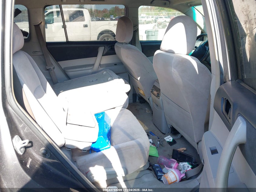 2008 Toyota Highlander VIN: JTEDS41A382051112 Lot: 43788209