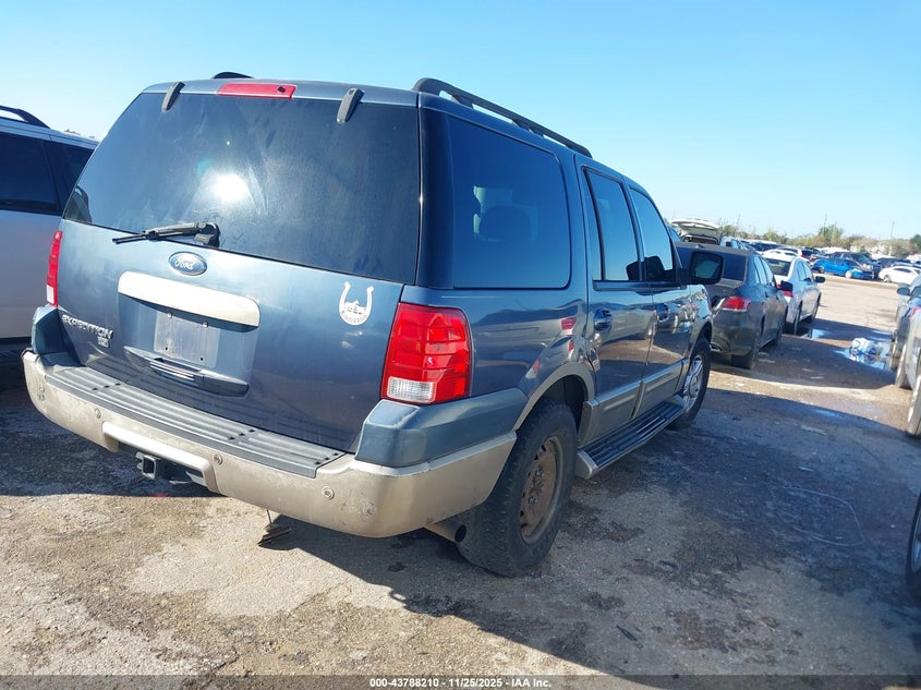 1FMFU16545LA35214 2005 FORD EXPEDITION photo no. 4