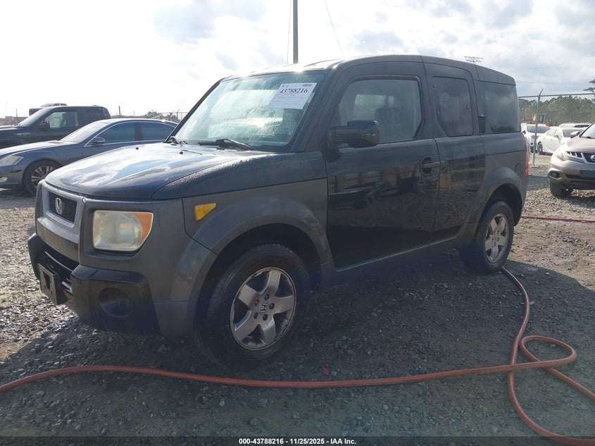5J6YH18514L009080 2004 HONDA ELEMENT photo no. 2