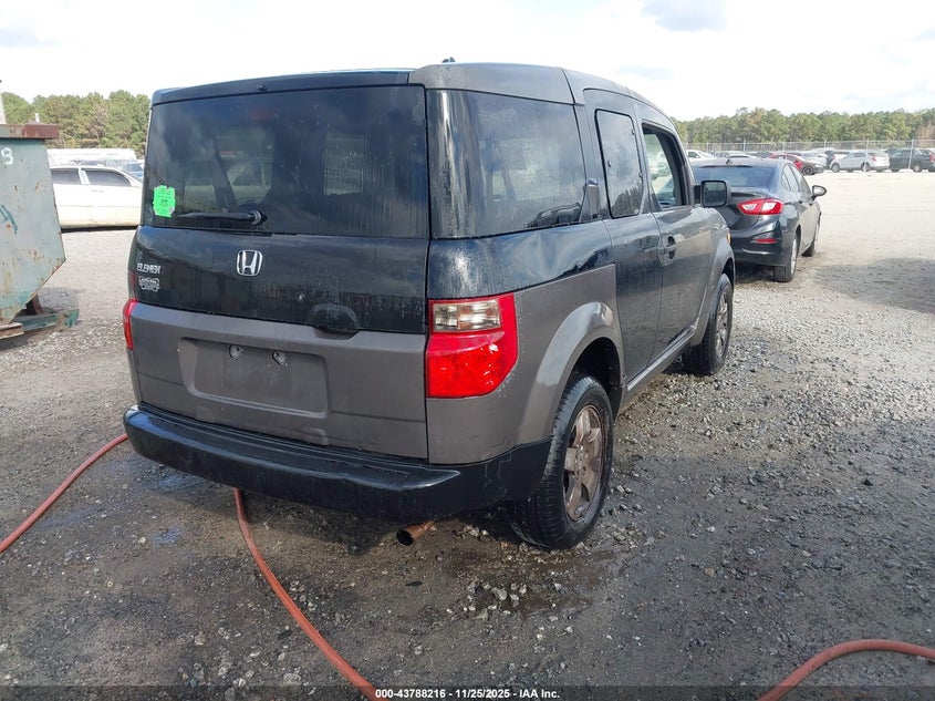 5J6YH18514L009080 2004 HONDA ELEMENT photo no. 4