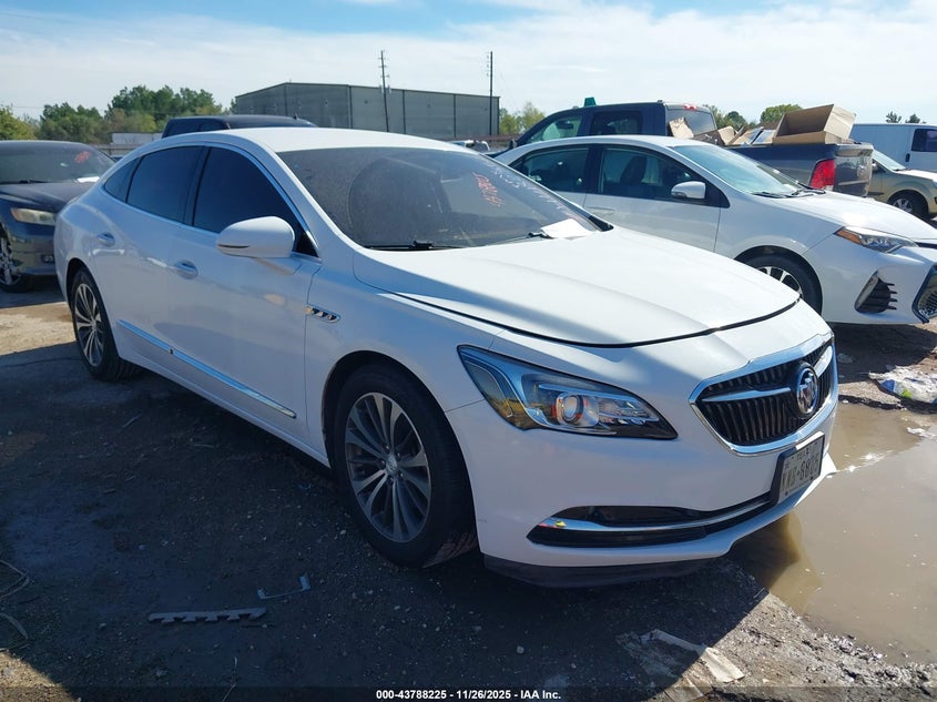 BUICK LACROSSE ESSENCE