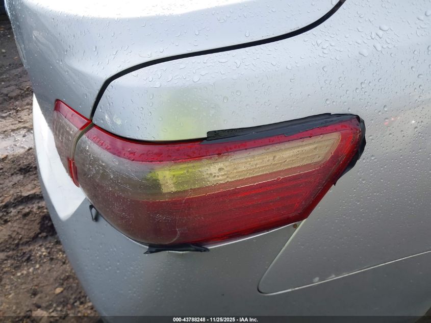 2007 Toyota Camry Le VIN: 4T1BE46K77U110987 Lot: 43788248