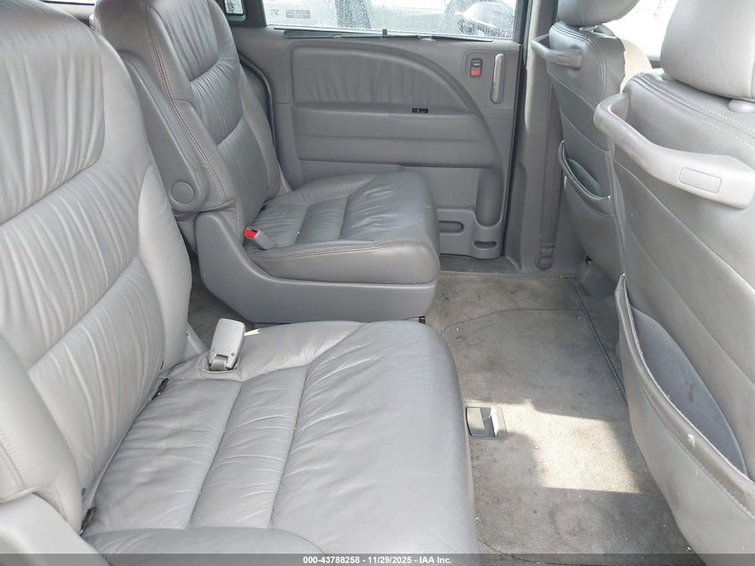 5FNRL38718B075966 2008 HONDA ODYSSEY photo no. 8
