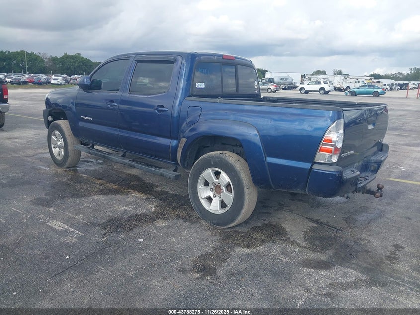 3TMLU42N28M013827 2008 TOYOTA TACOMA photo no. 3
