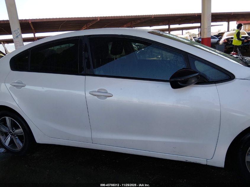 2018 Kia Forte Lx VIN: 3KPFL4A74JE172576 Lot: 43788312