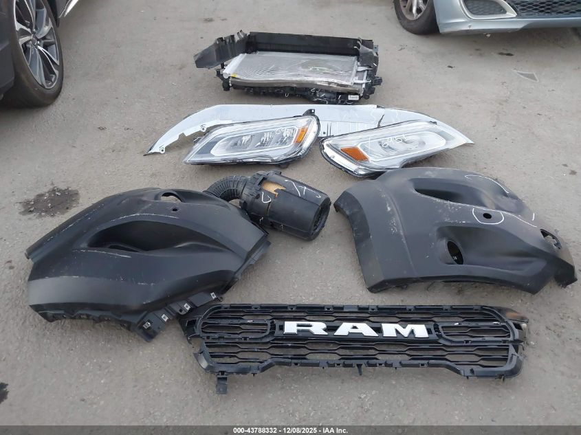 2025 Ram Promaster 1500 Slt+ Low Roof 136 Wb VIN: 3C6LRVAG7SE552964 Lot: 43788332