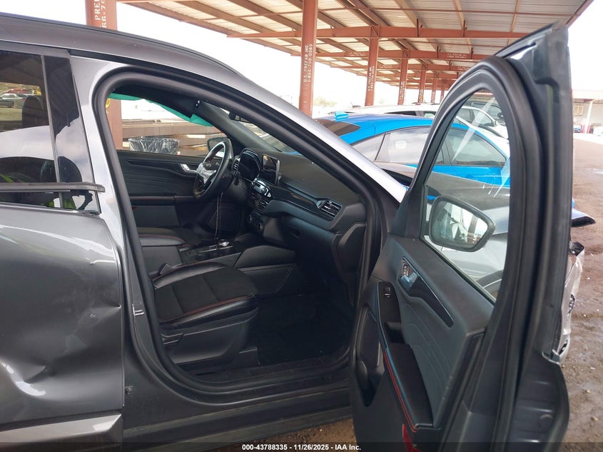 1FMCU0MZ4RUA66224 2024 FORD ESCAPE photo no. 5