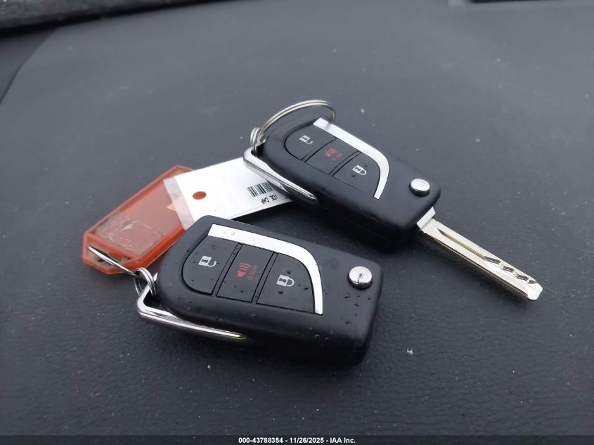 2025 Toyota Rav4 Le VIN: 2T3G1RFV9SW529562 Lot: 43788354