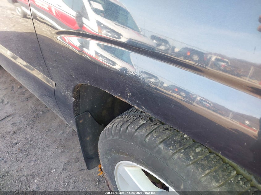 2005 Chevrolet Silverado 1500 Work Truck VIN: 1GCEC14X85Z263107 Lot: 43788395