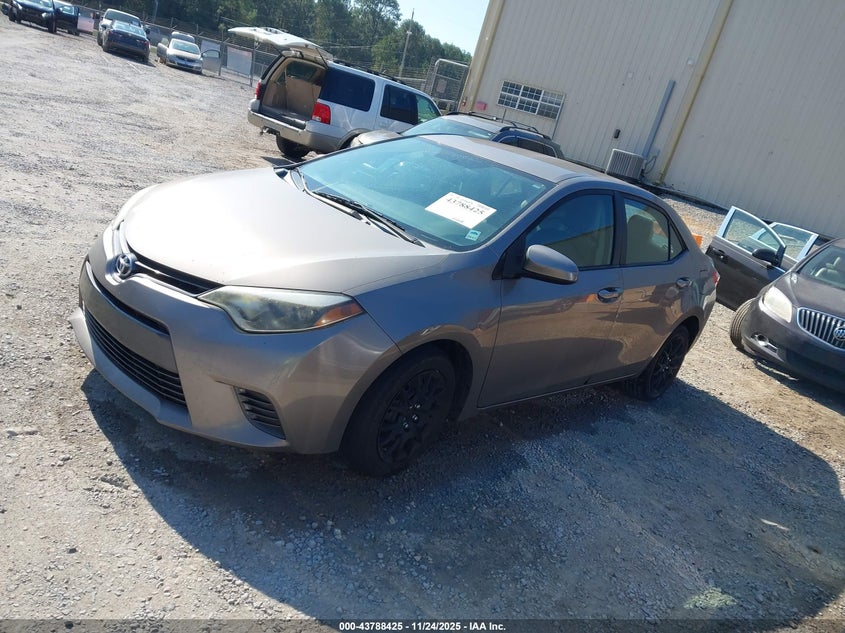 2T1BURHE0FC470481 2015 TOYOTA COROLLA photo no. 2