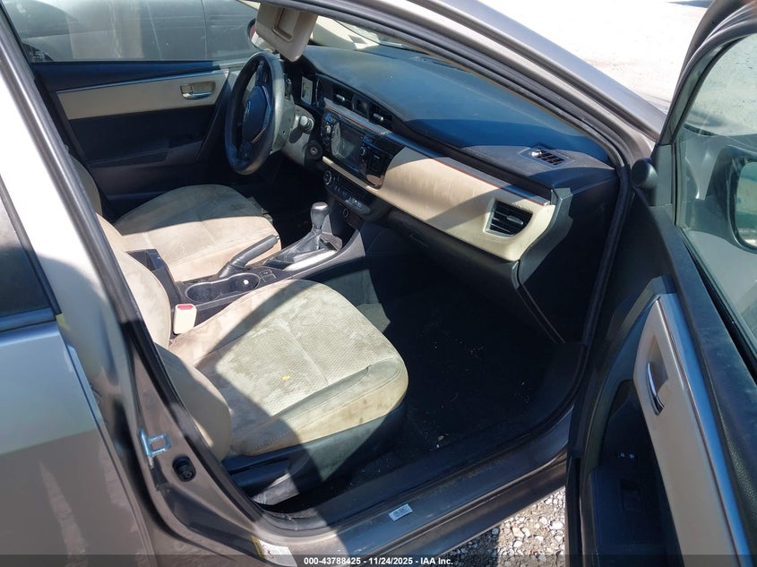 2T1BURHE0FC470481 2015 TOYOTA COROLLA photo no. 5