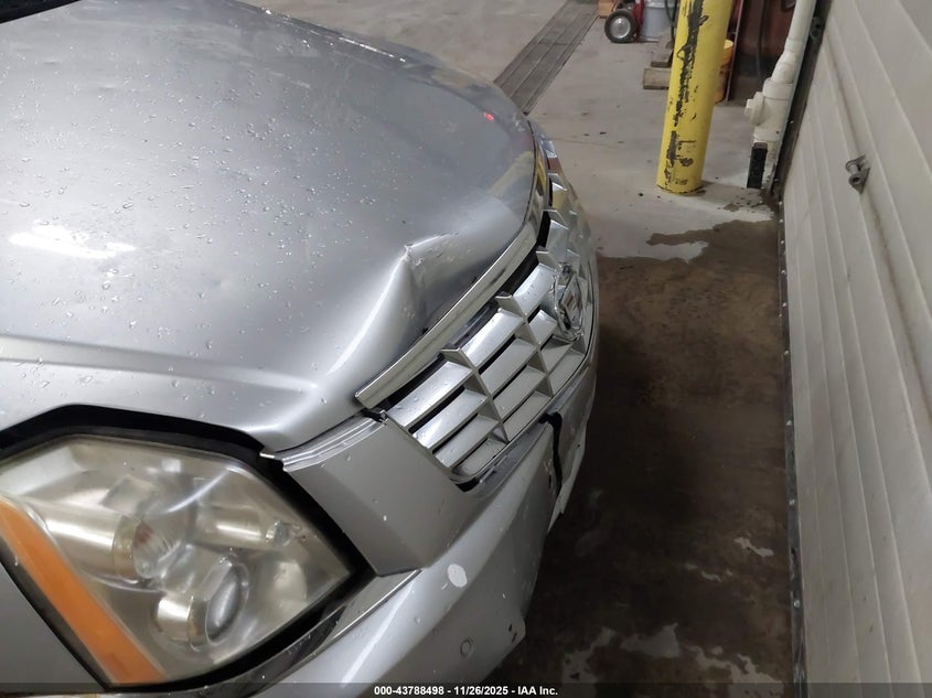 2008 Cadillac Dts 1Sc VIN: 1G6KD57YX8U136102 Lot: 43788498