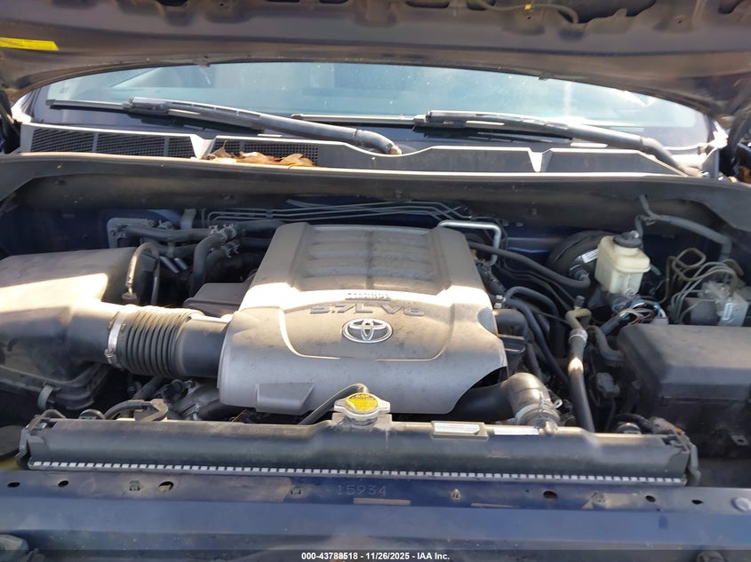 2008 Toyota Sequoia Limited 5.7L V8 VIN: 5TDZY68A58S013805 Lot: 43788518