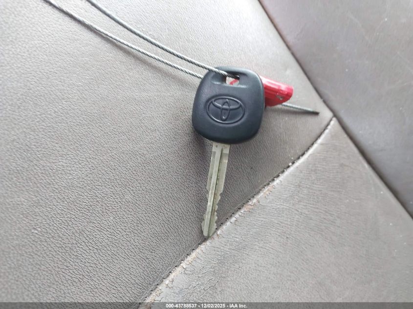 2005 Toyota Camry Xle V6 VIN: 4T1BF30K65U605937 Lot: 43788537