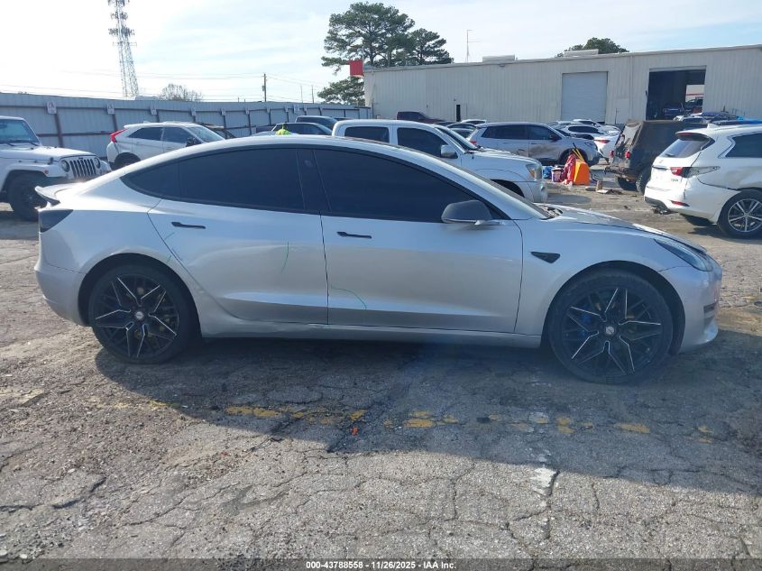 2018 Tesla Model 3 Long Range/Mid Range VIN: 5YJ3E1EA0JF006129 Lot: 43788558