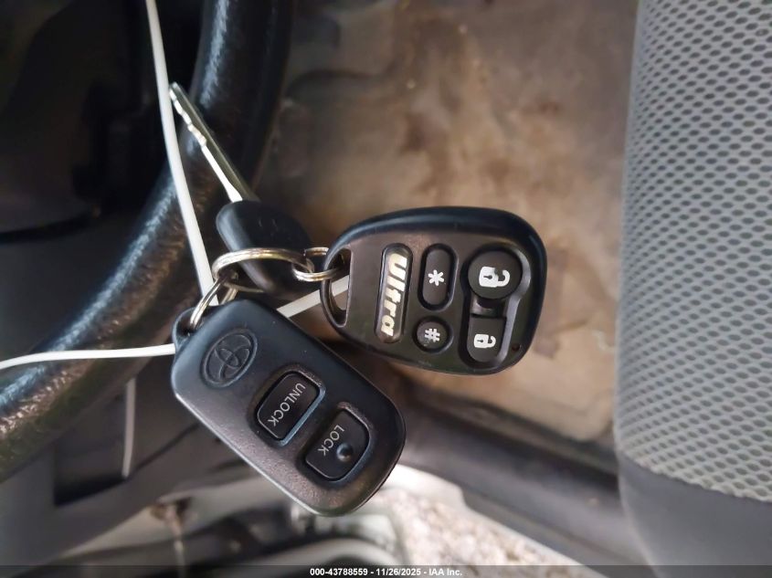 2004 Toyota Rav4 VIN: JTEHD20V246021901 Lot: 43788559