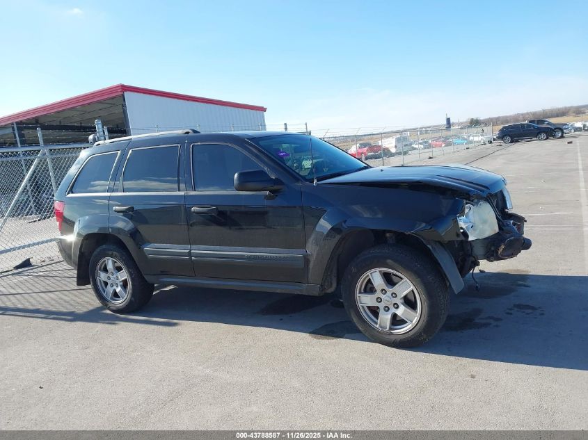 2005 Jeep Grand Cherokee Laredo VIN: 1J4GR48K55C709136 Lot: 43788587