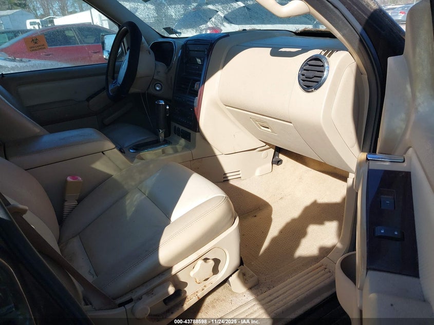 1FMEU65E56UA75601 2006 FORD EXPLORER photo no. 5