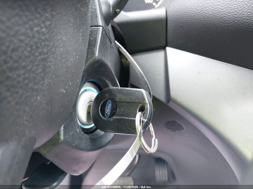 2018 Ford Escape Se VIN: 1FMCU9GD8JUA14782 Lot: 43788605