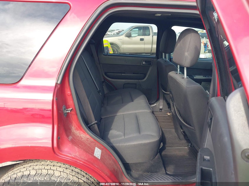 2010 Ford Escape Xlt VIN: 1FMCU0D72AKC83141 Lot: 43788610