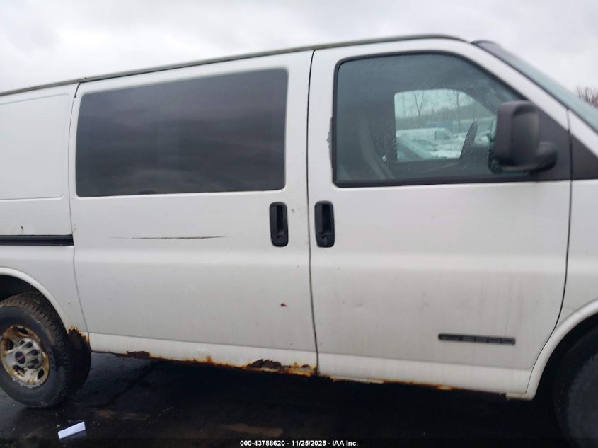 2004 GMC Savana Standard VIN: 1GTGG25V041132718 Lot: 43788620