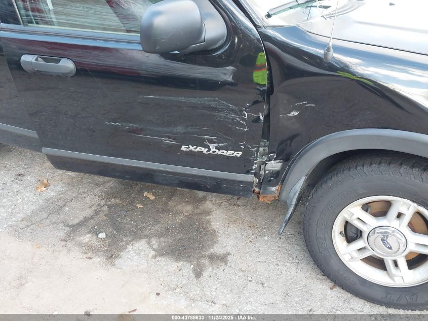 2004 Ford Explorer Xls VIN: 1FMZU72K34UB30724 Lot: 43788633