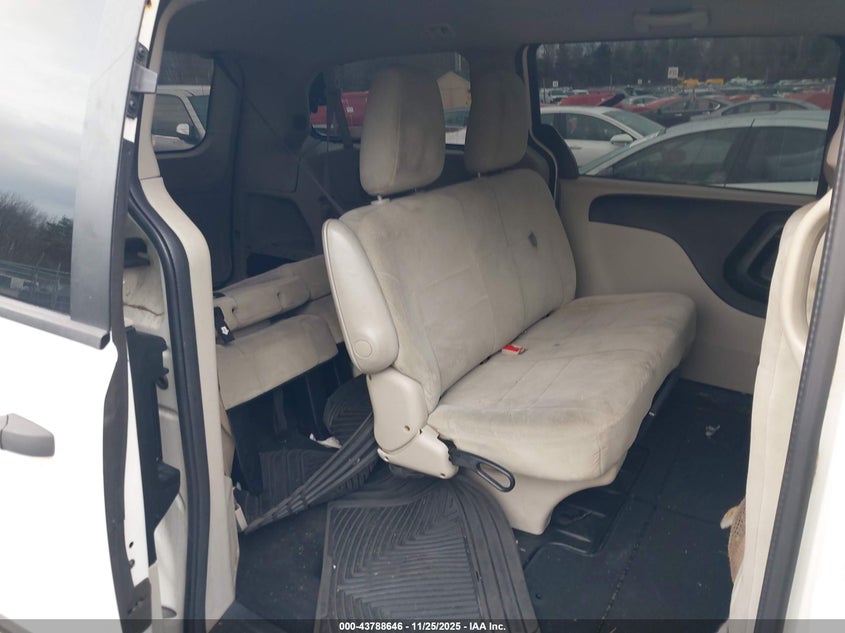 2013 Dodge Grand Caravan American Value Pkg VIN: 2C4RDGBGXDR533449 Lot: 43788646