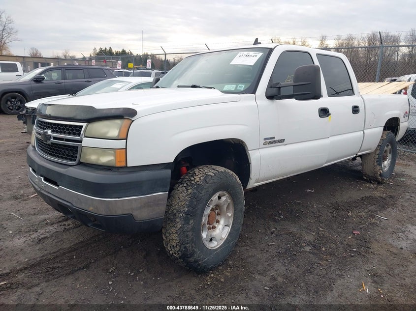 1GCHK23D76F164987 2006 CHEVROLET SILVERADO photo no. 2
