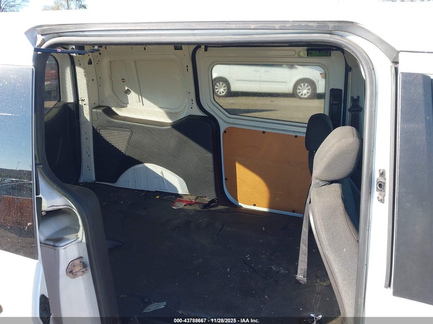 2017 Ford Transit Connect Xlt VIN: NM0LE7F79H1327723 Lot: 43788667