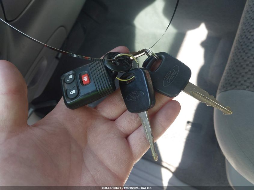 2003 Ford F-150 Lariat/Xlt VIN: 1FTRW07L43KC92248 Lot: 43788671