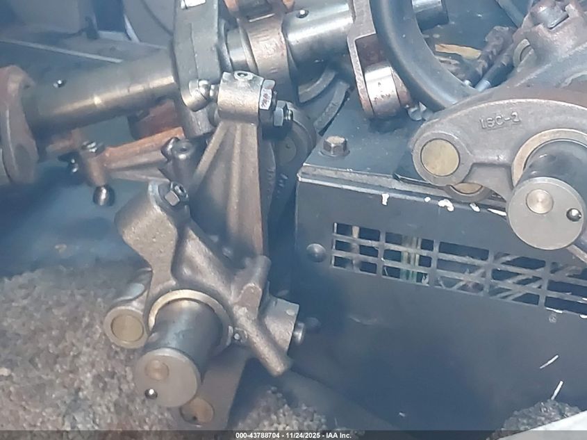 2009 International 9200 9200I VIN: 2HSCESBR59C070080 Lot: 43788704