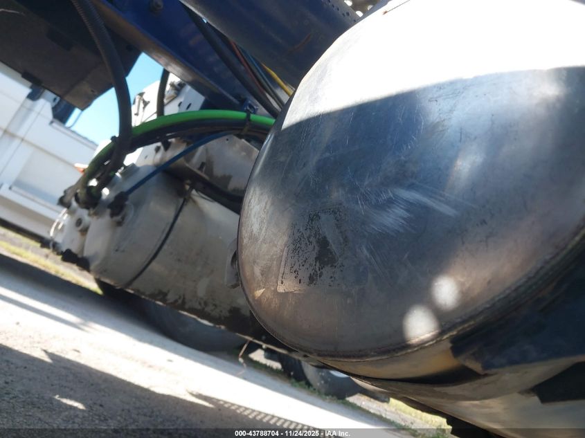 2009 International 9200 9200I VIN: 2HSCESBR59C070080 Lot: 43788704