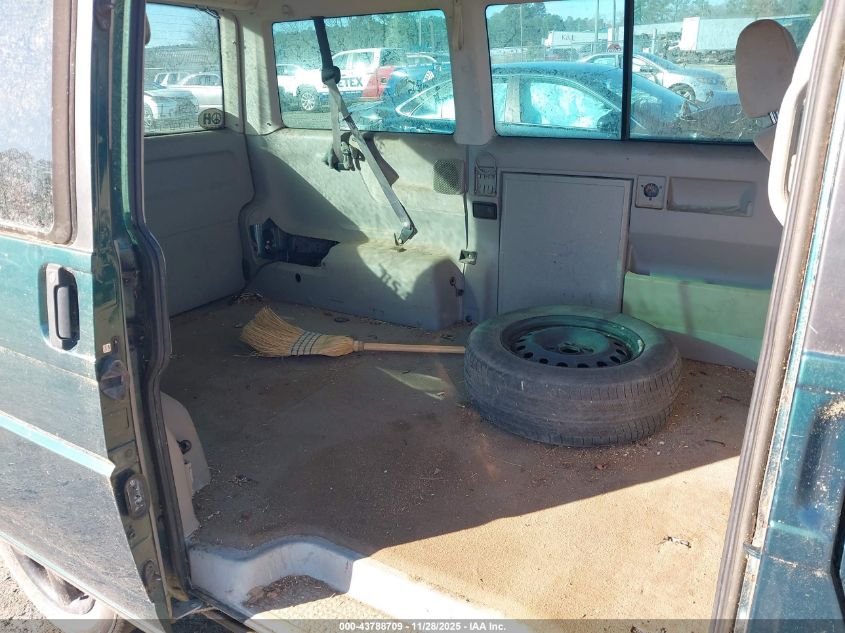 2002 Volkswagen Eurovan Mv VIN: WV2MB47092H030368 Lot: 43788709