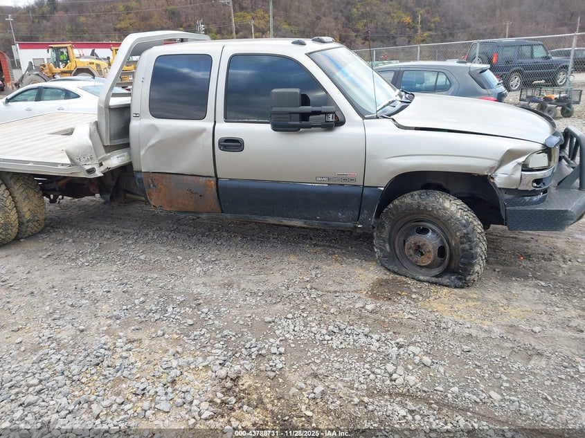 2002 GMC Sierra 3500 Sle VIN: 1GTJK39152E167620 Lot: 43788731