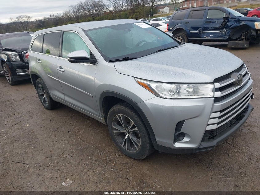 TOYOTA HIGHLANDER LE