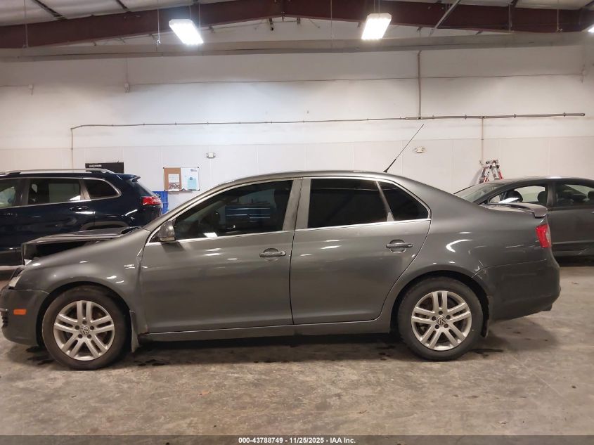 2007 Volkswagen Jetta Wolfsburg Edition VIN: 3VWEF71K37M162741 Lot: 43788749
