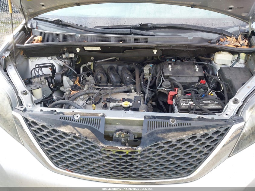 2014 Toyota Sienna Se 8 Passenger VIN: 5TDXK3DC7ES421622 Lot: 43788817