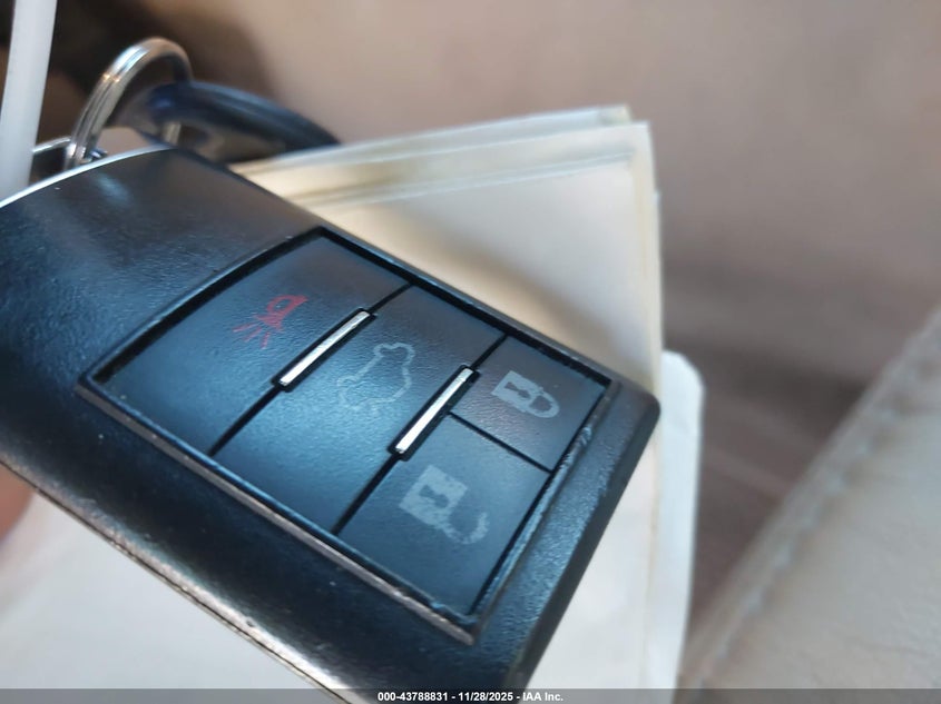 2011 Cadillac Cts Luxury VIN: 1G6DE5EYXB0147575 Lot: 43788831