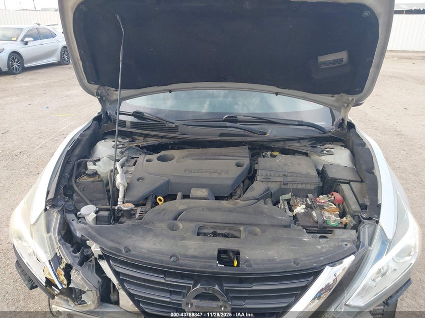 2018 Nissan Altima 2.5 Sv VIN: 1N4AL3AP8JC136195 Lot: 43788847