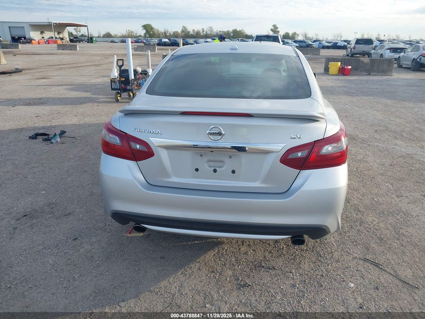 2018 Nissan Altima 2.5 Sv VIN: 1N4AL3AP8JC136195 Lot: 43788847