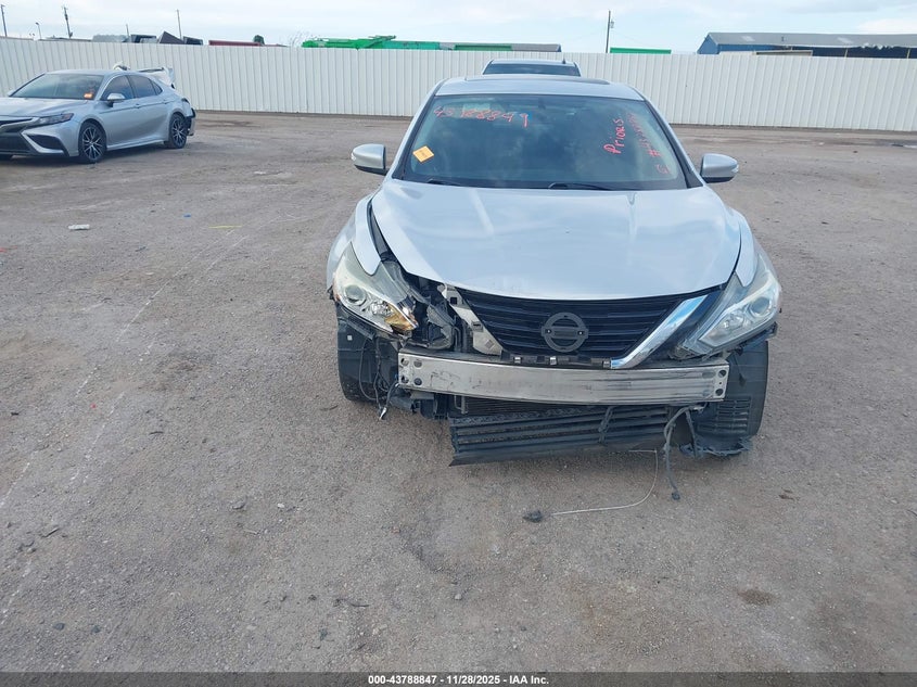 2018 Nissan Altima 2.5 Sv VIN: 1N4AL3AP8JC136195 Lot: 43788847