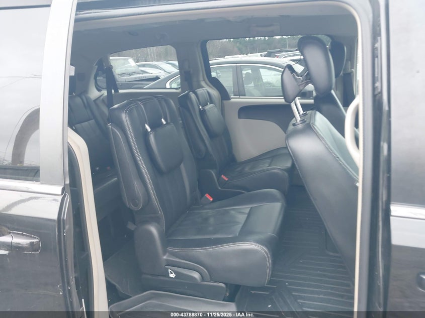 2016 Chrysler Town & Country Touring VIN: 2C4RC1BG7GR110753 Lot: 43788870