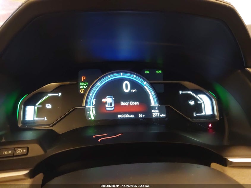 2018 Honda Clarity Plug-In Hybrid Touring VIN: JHMZC5F30JC001497 Lot: 43788891