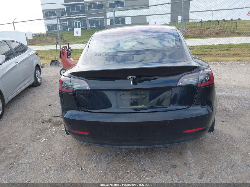 2018 Tesla Model 3 Long Range/Mid Range VIN: 5YJ3E1EA9JF171290 Lot: 43788909